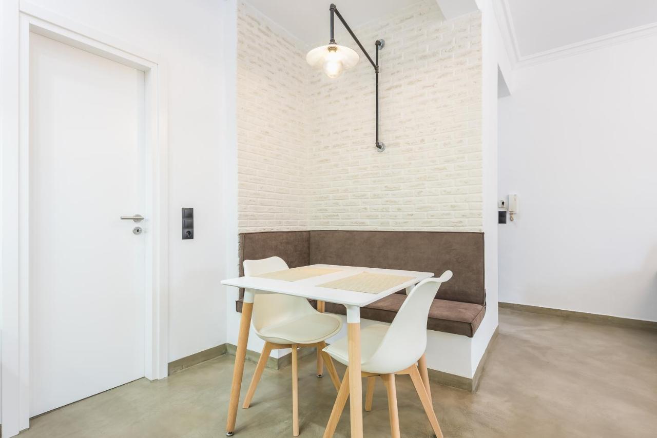 Stylish 1Br Apartment In The Heart Of Koukaki 아테네 외부 사진